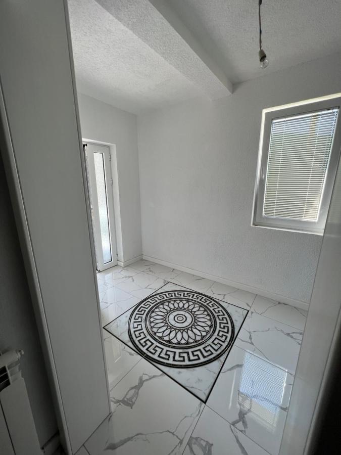 Duca Apartmani Plav Buitenkant foto